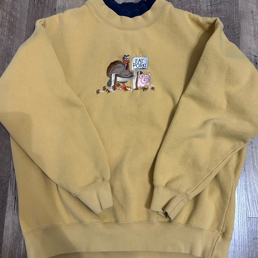 Vintage 90s Yellow Embroidered TopStitch Sweatshirt